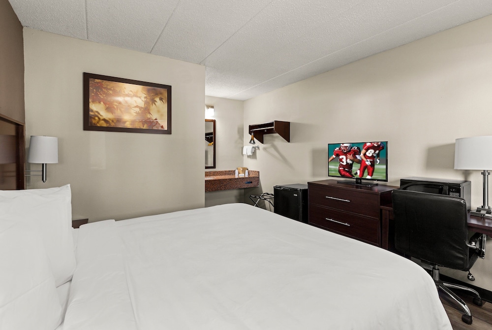 Red Roof Inn Springfield IL - photo 18