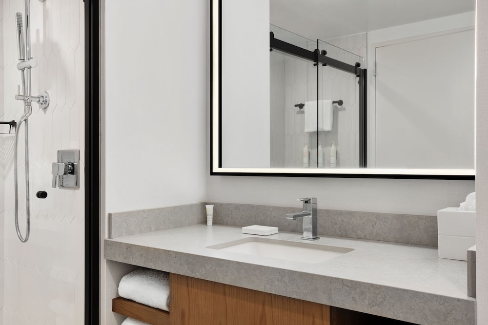 Marriott Marina del Rey - photo 25