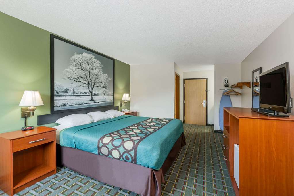 Super 8 by Wyndham Osceola IA - photo 8