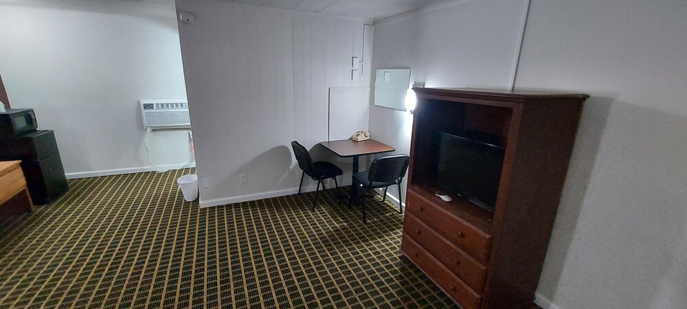Boone Trail Inn - photo 15