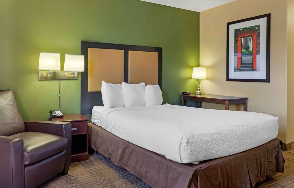 Extended Stay America Suites Savannah Midtown - photo 11