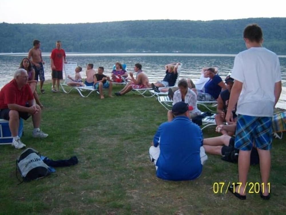 Cobblescote on the Lake - photo 38