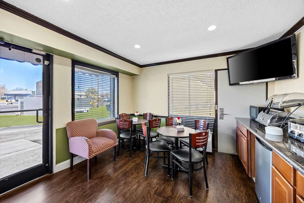 Americas Best Value Inn Ft. Jackson - photo 28