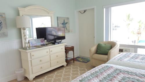 Sunrise Ocean Suites - photo 10