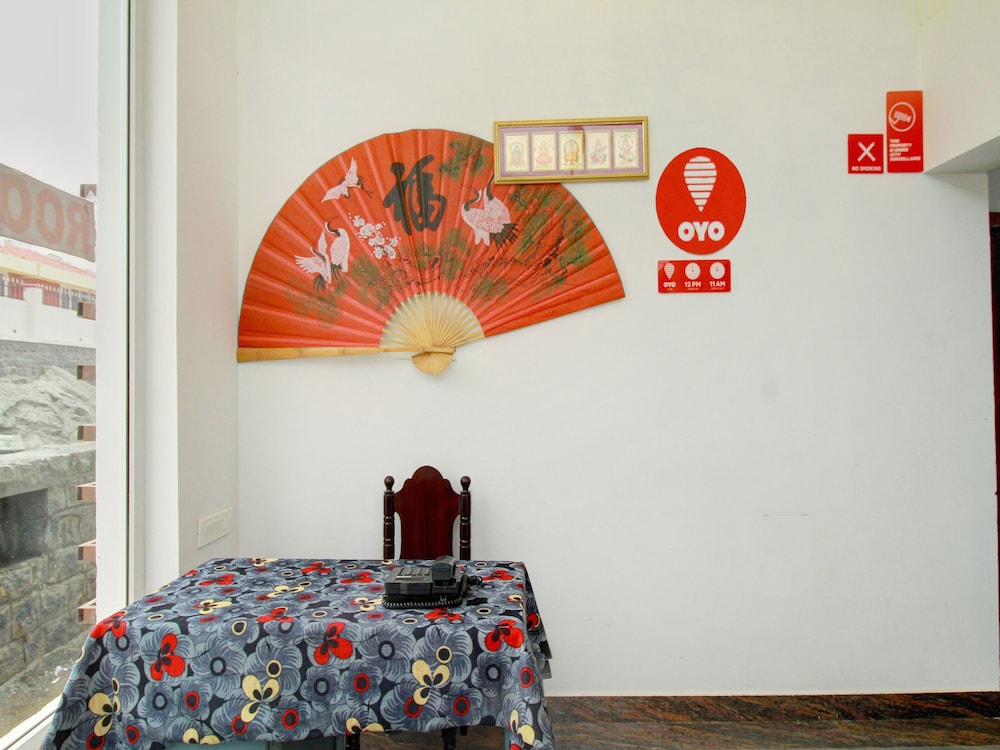 Oyo 14240 Mohan Residency - last minute hotel in Ooty