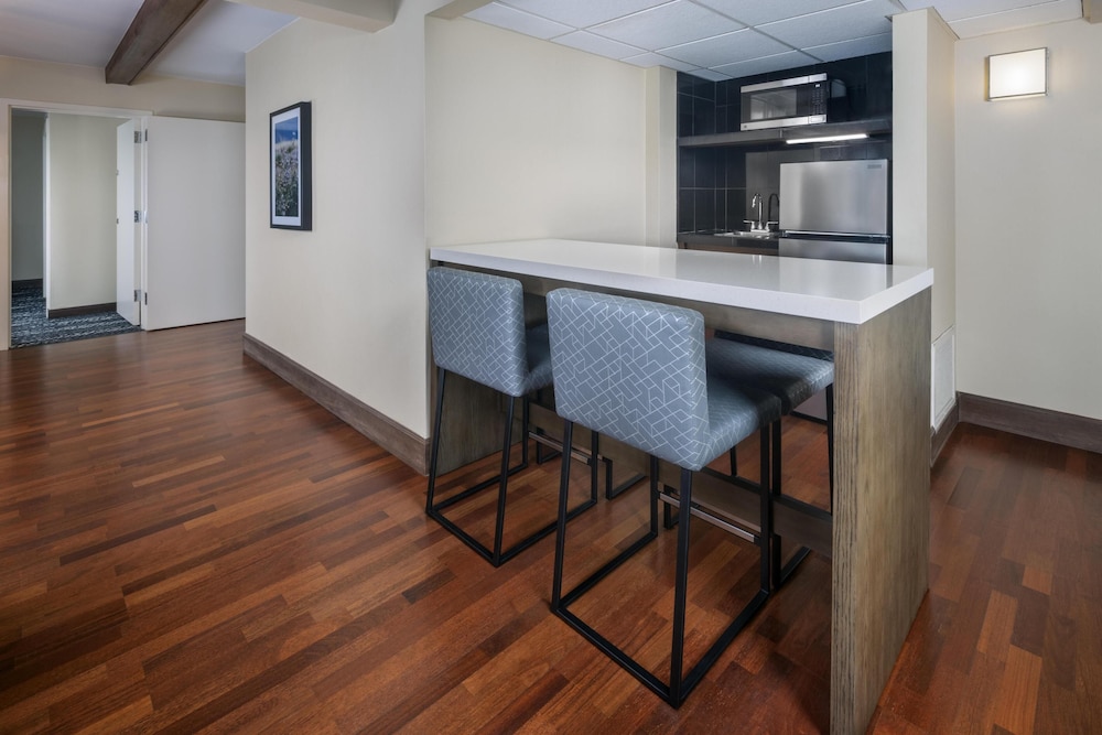 DoubleTree by Hilton Manhattan KS - photo 19