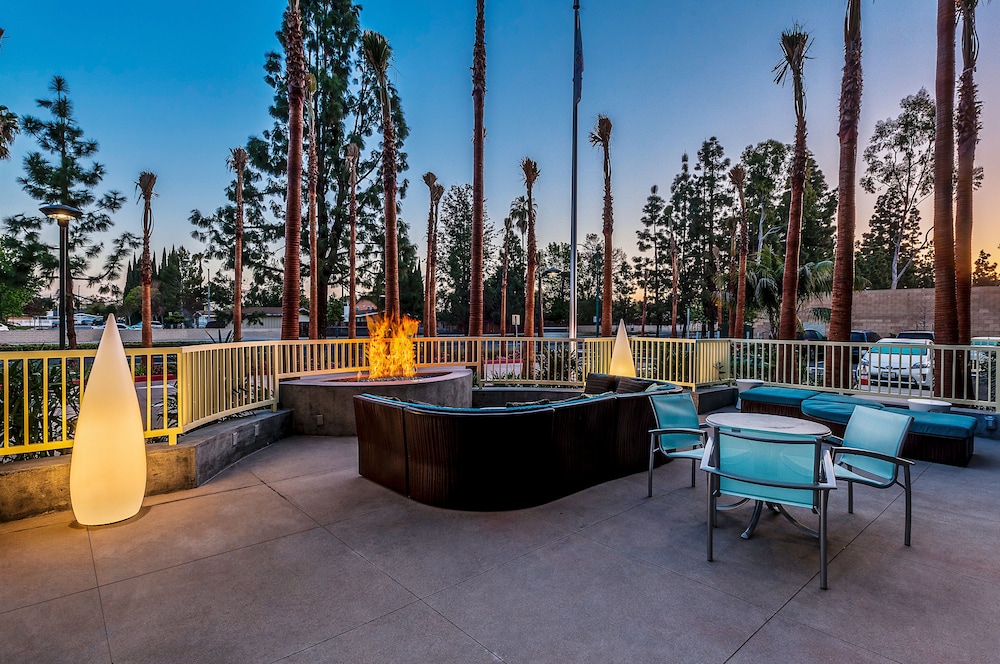SpringHill Suites Anaheim Maingate - photo 47