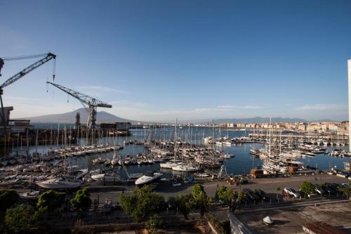 Mare oltre in Castellammare Di Stabia, Italy