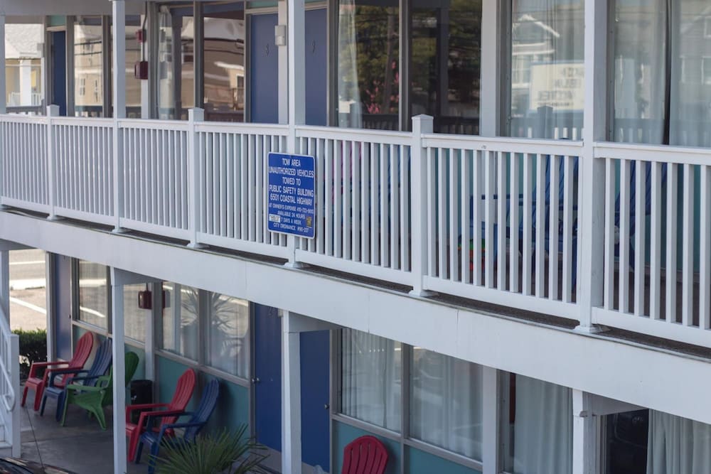 Blue Wave Inn - photo 28