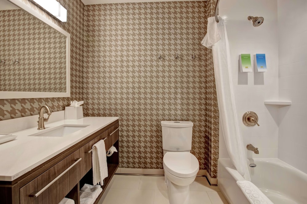 Home2 Suites by Hilton Charlotte Uptown NC - photo 38