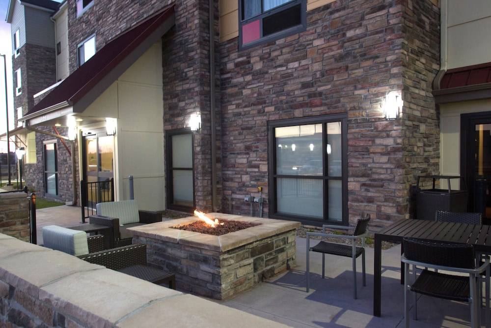 TownePlace Suites by Marriott Lincoln North - photo 25