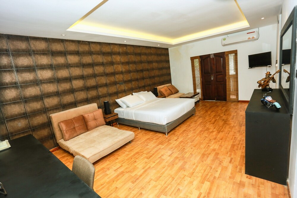 Kestrels Colombo - carbon neutral hotel in Colombo