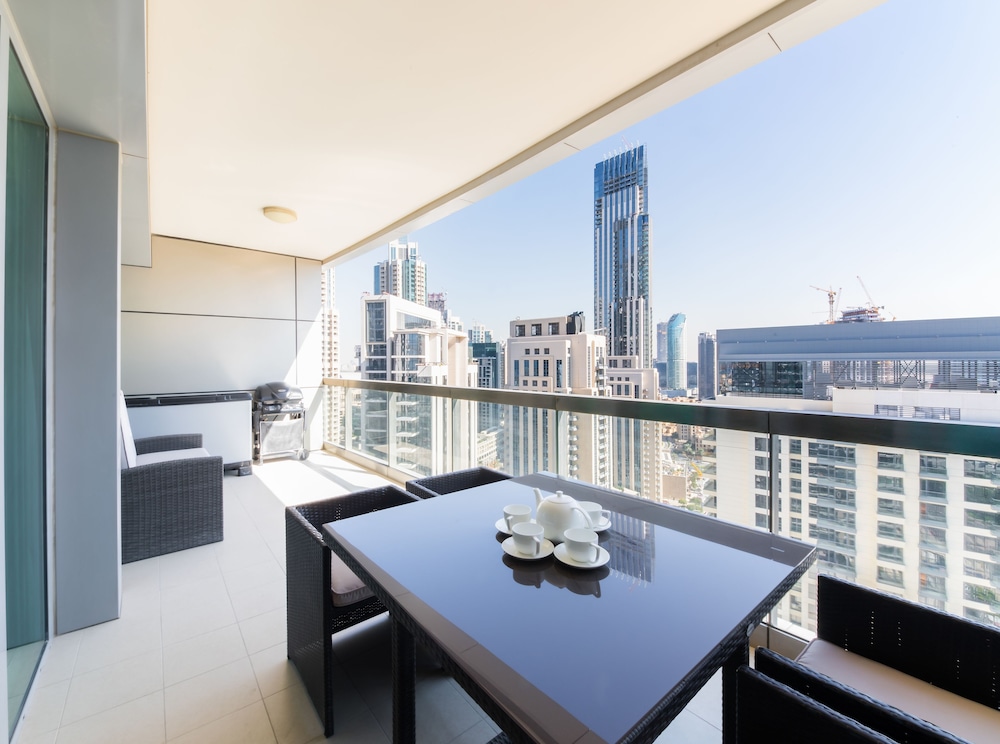 Maison Privee Sterling Tower West - last minute hotel in Dubai