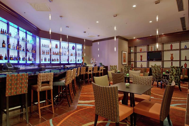 Hilton Rosemont Chicago O'Hare - photo 17