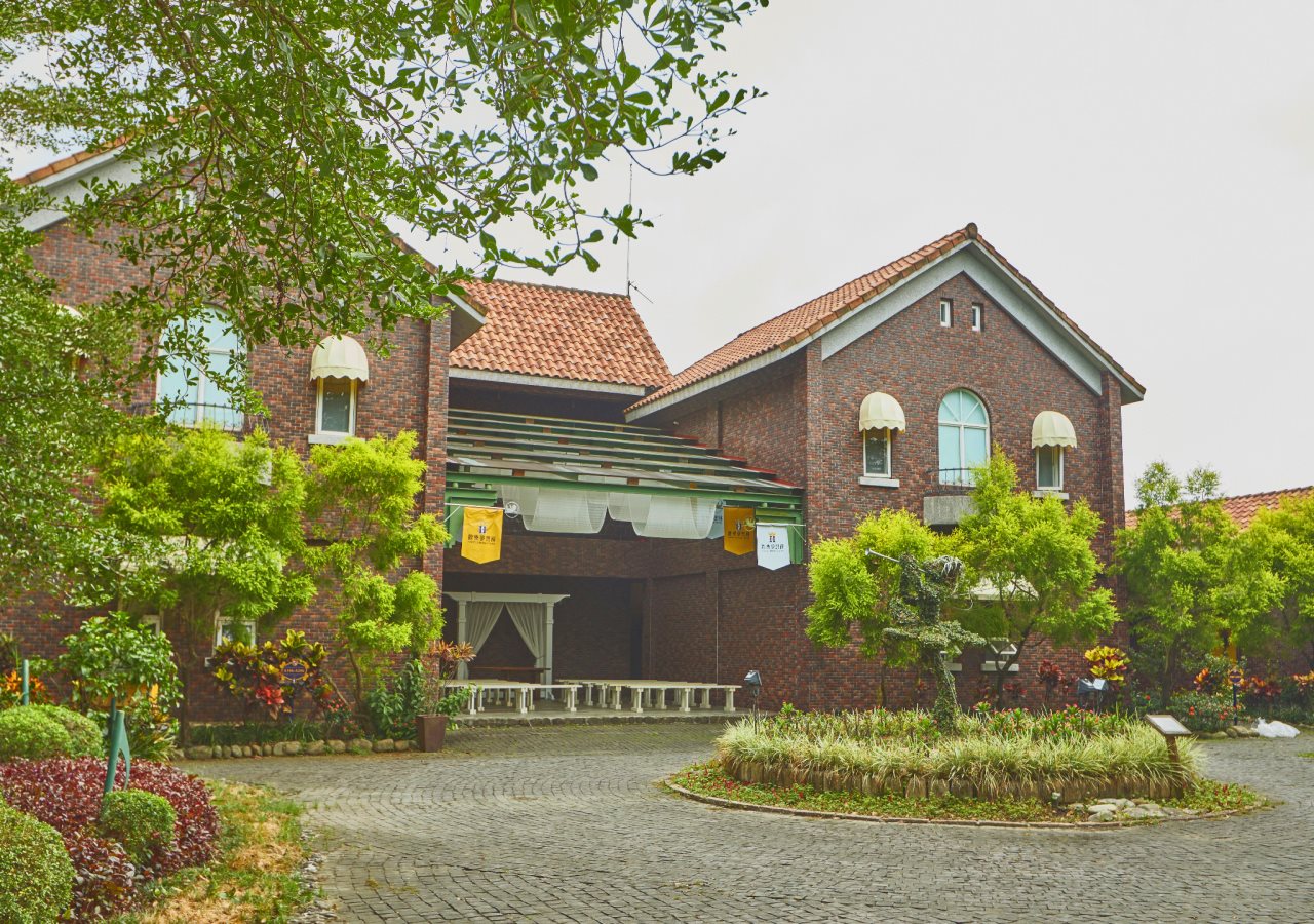 Happy Dream States in Zhangjiang, Republic of China Taiwan