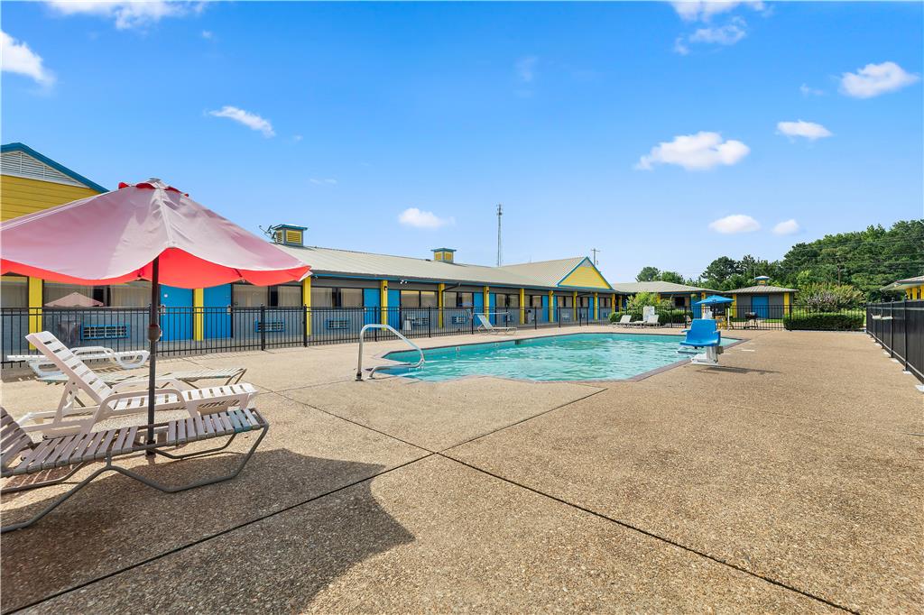 Americas Best Value Inn and Suites Aberdeen - photo 29