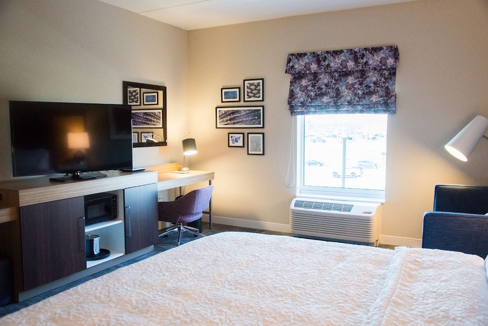 Hampton Inn & Suites by Hilton Warrington Horsham - photo 15