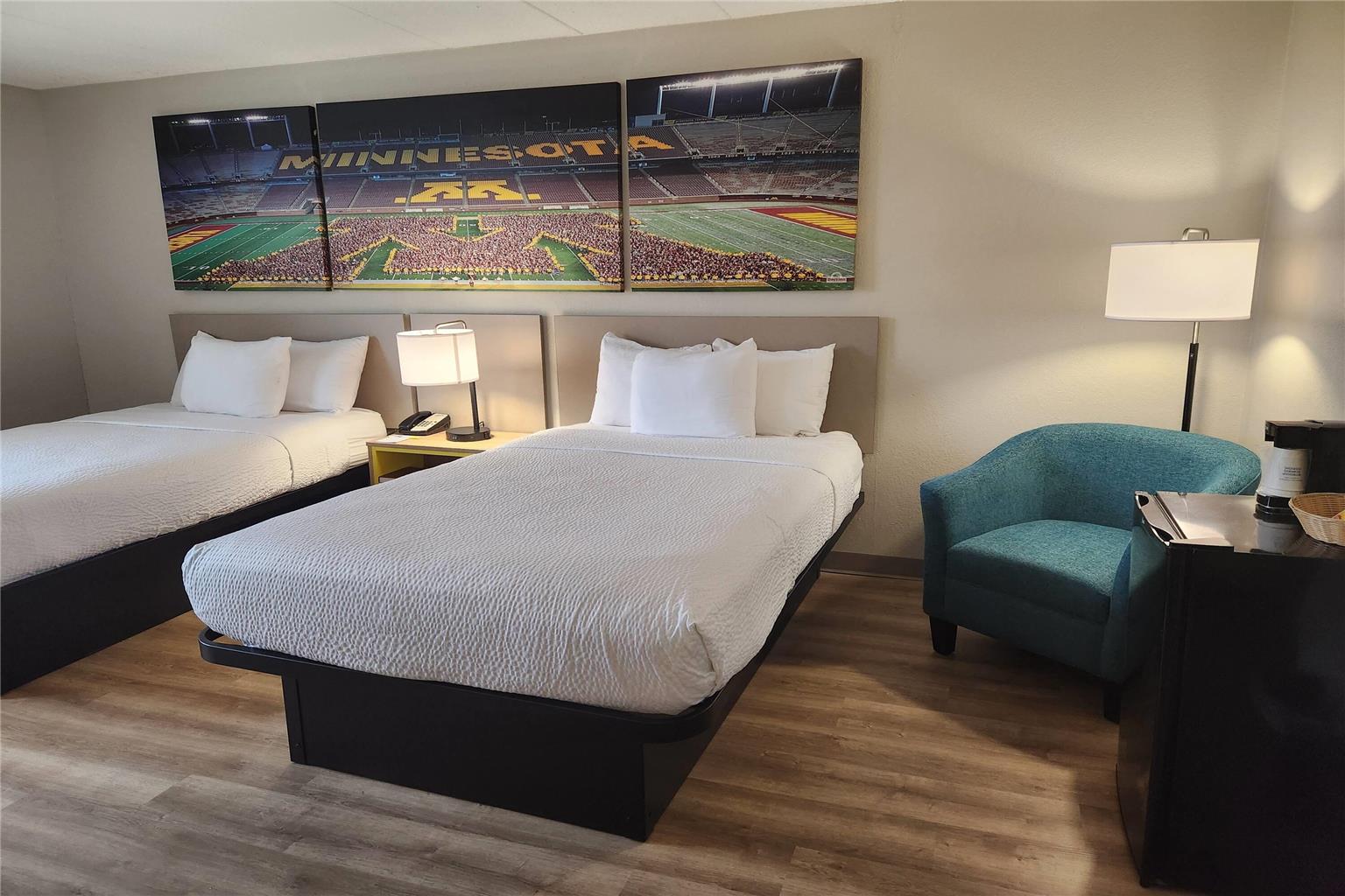 Days Hotel by Wyndham University Ave SE - photo 24