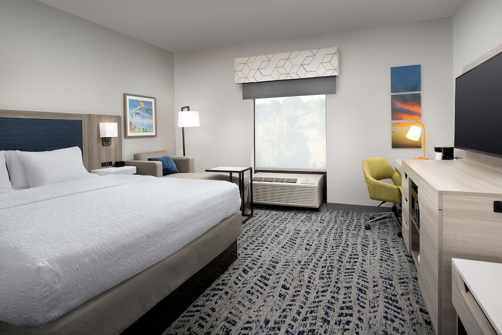 Hampton Inn Duncan - photo 15