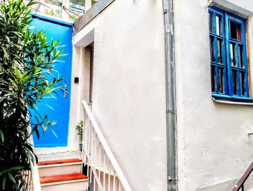 Blue Door Rhapsody Special Stay In Old Town