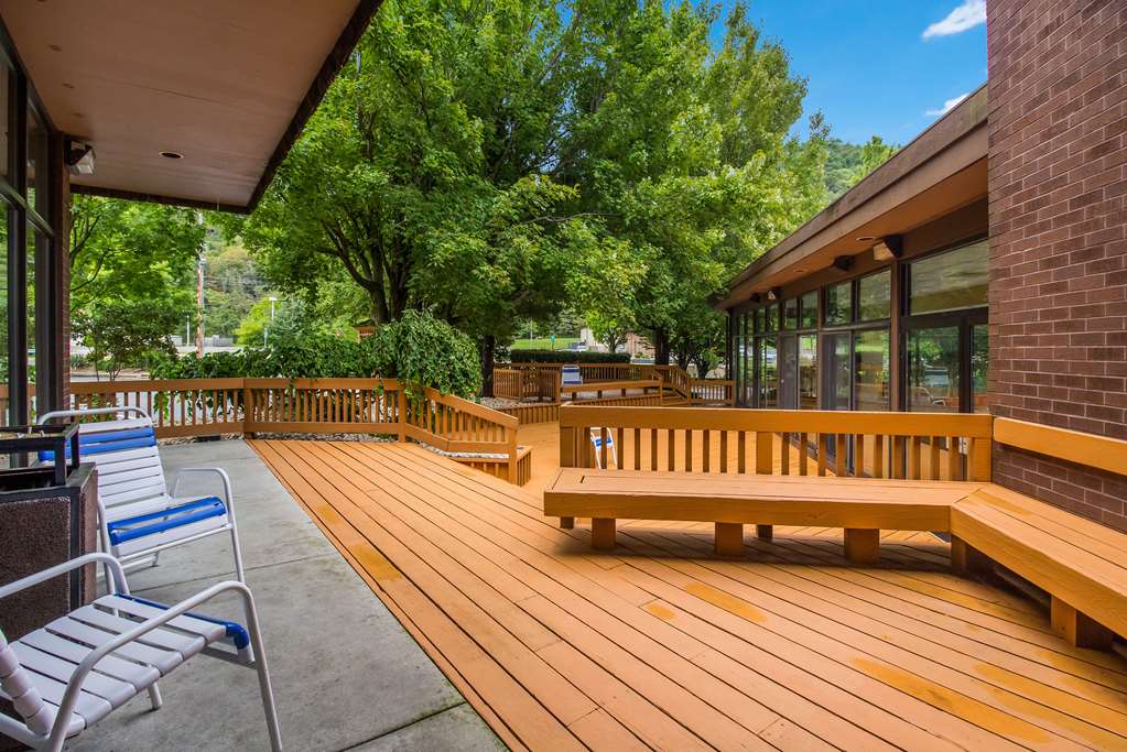 Best Western Braddock Inn - photo 38
