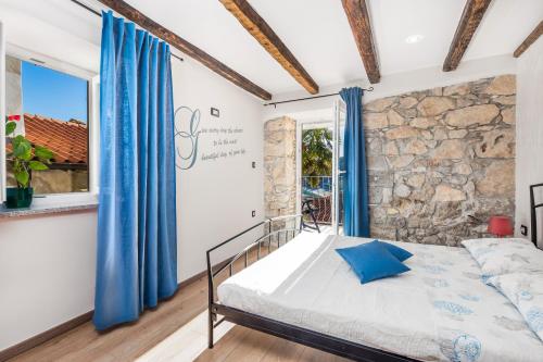 Apartments Linda — 4-Star Luxury Hotel in Moscenicka Draga, Croatia