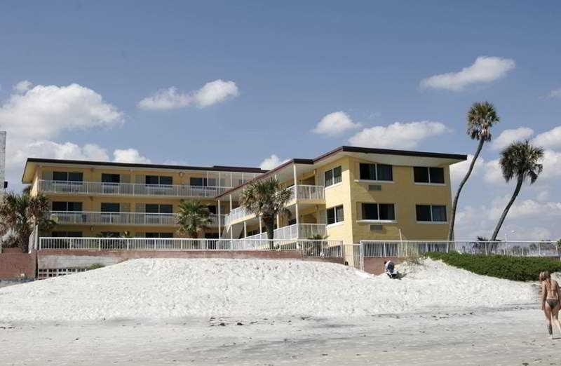 Saxony Motel - carbon neutral hotel in Daytona Beach