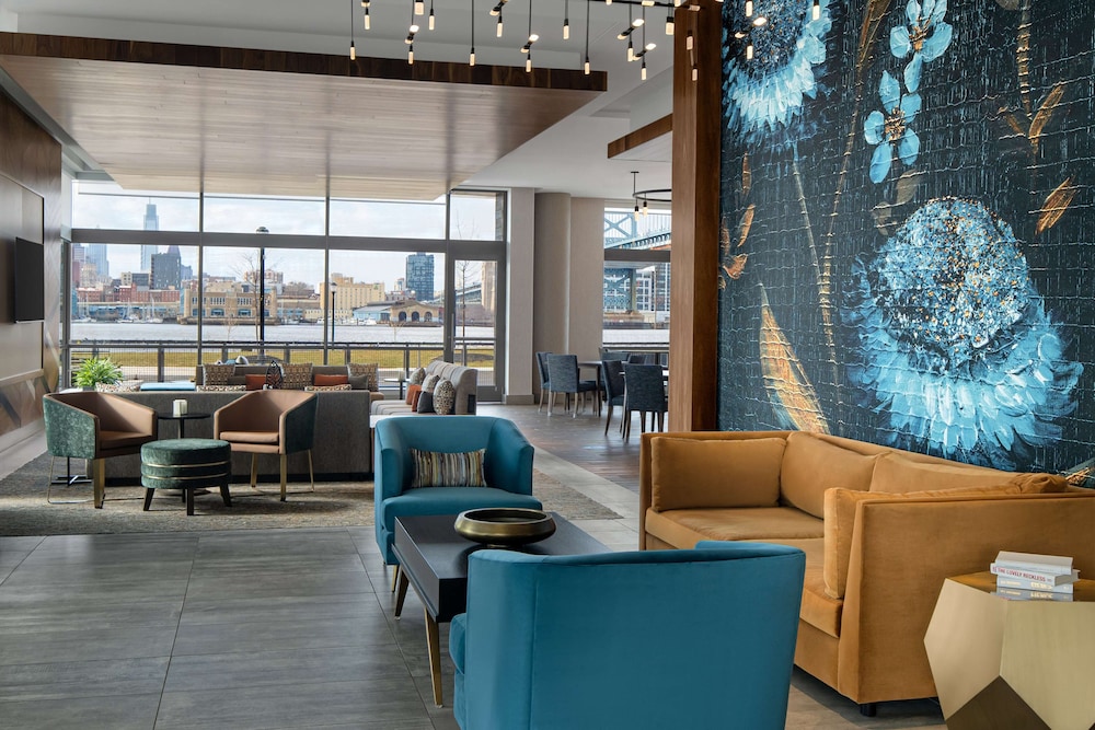 Hilton Garden Inn Camden Waterfront Philadelphia - photo 3