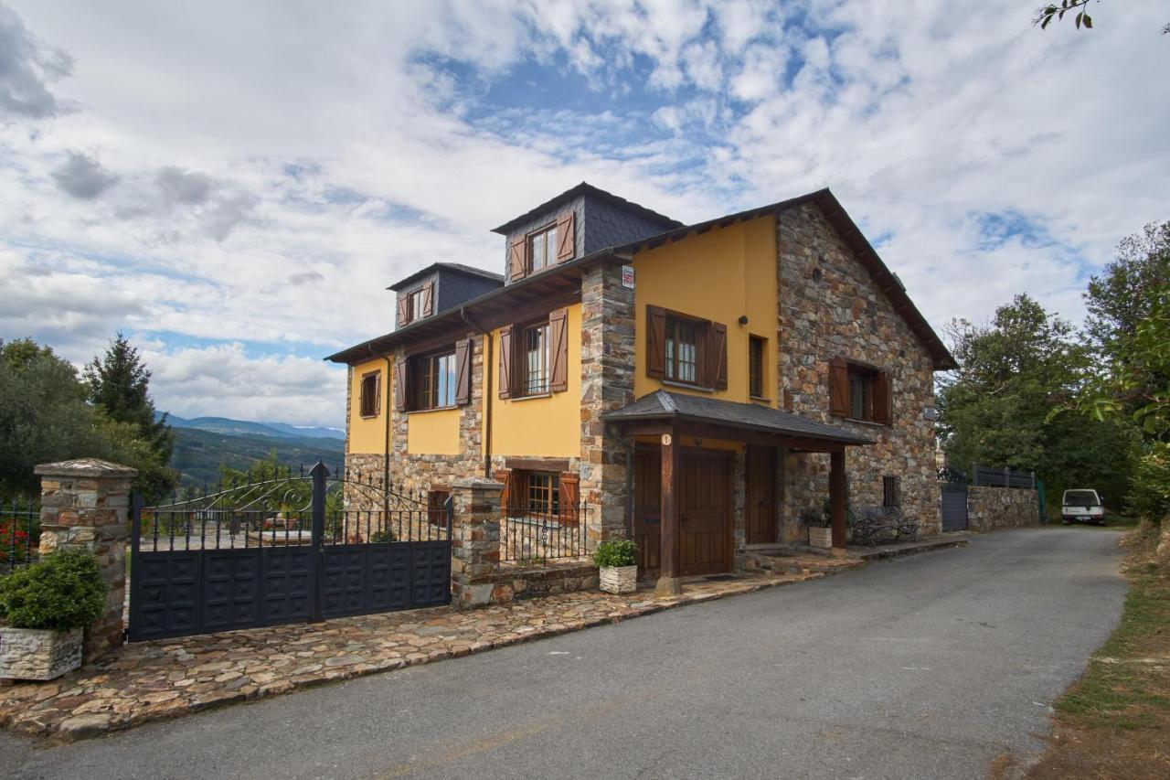Casa Gelito — 4-Star Luxury Hotel in Vega De Espinareda, Spain