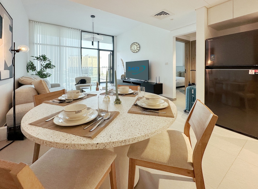 Serene 1BR Prive Residences Dubai Hills by 360 Vacation — 4-Star Luxury Hotel in Dubai, United Arab Emirates