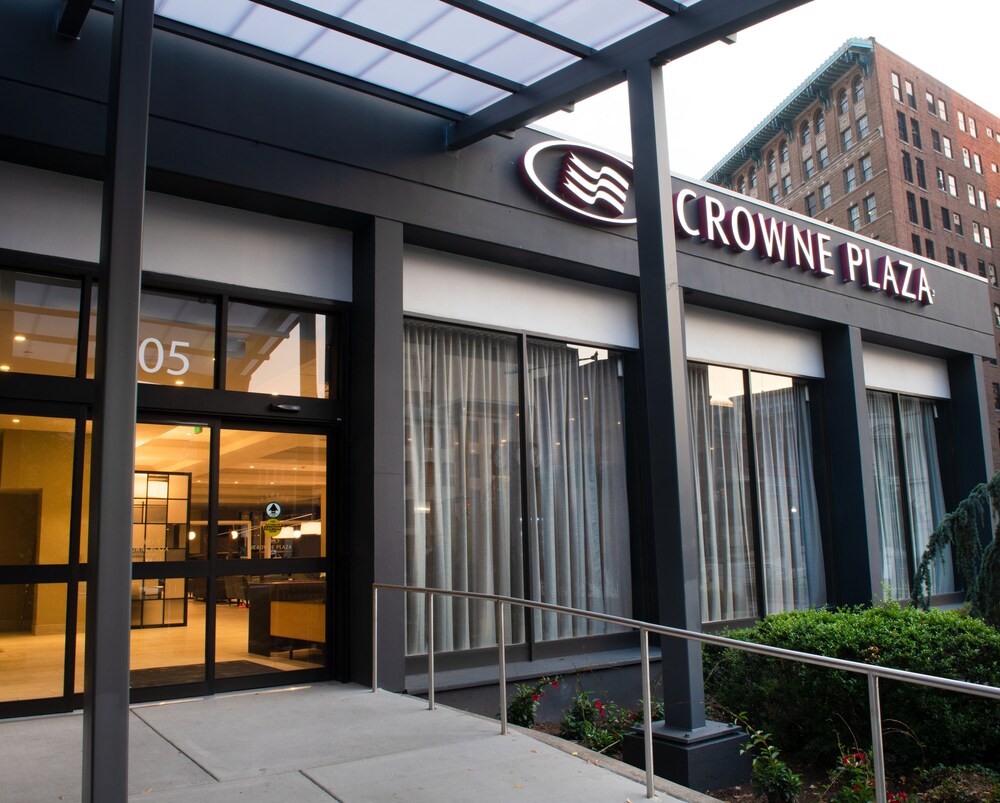 Crowne Plaza Baltimore Inner Harbor - photo 84