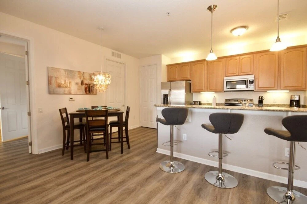 Stylish Vista Cay Luxury Diamond Next to Pool Near all theme Parks and walk to the Convention Center - photo 17