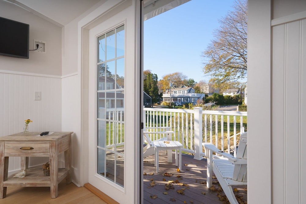 Marginal Way House Hotel - photo 43