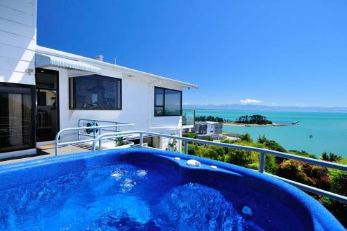 Ocean Dreaming Nelson Waterfront in Nelson, New Zealand