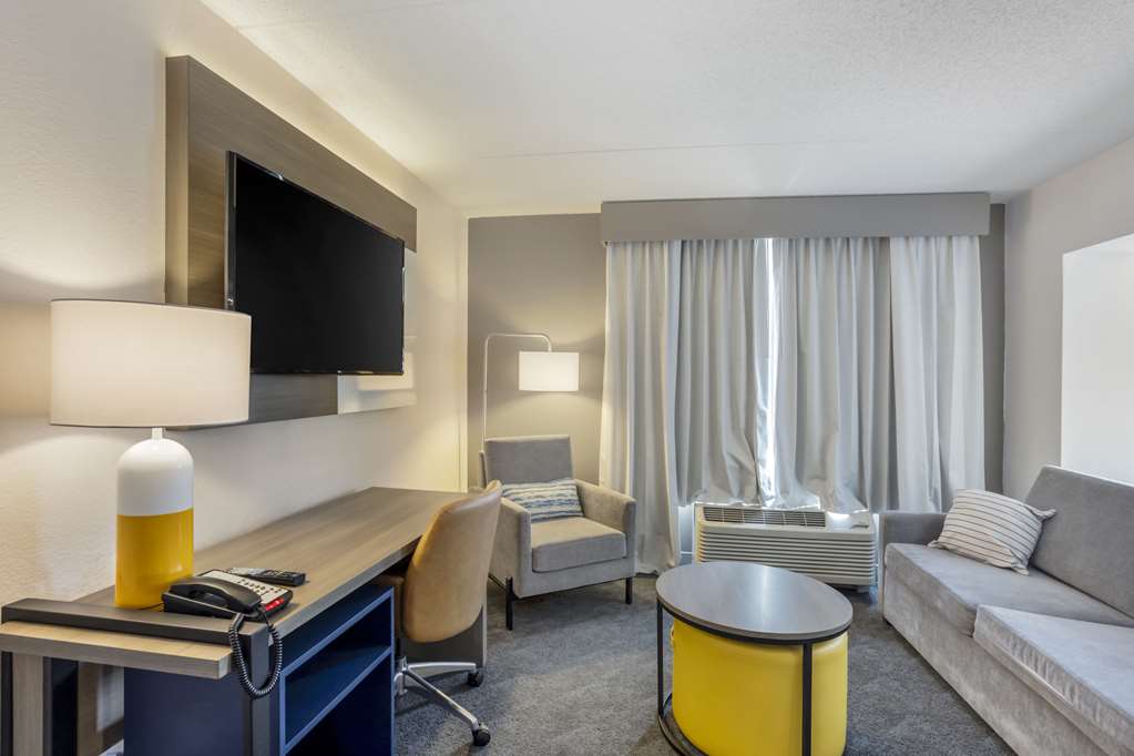 Comfort Inn & Suites Voorhees Mt. Laurel - photo 20