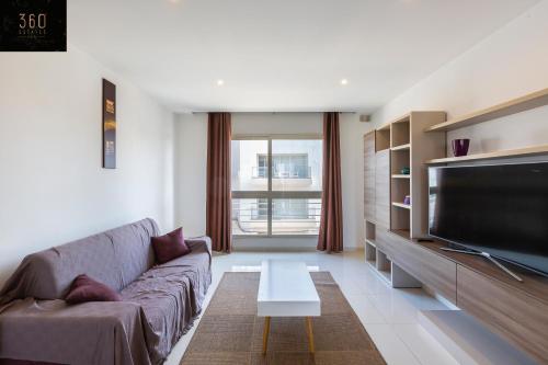 Lovely cozy fully equipped 2BR APT in the centre by 360 Estates — 4-Star Luxury Hotel in Saint John, Malta