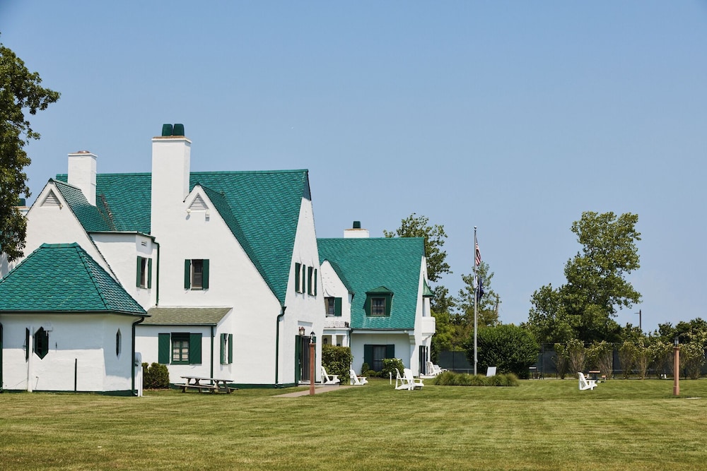 Montauk Yacht Club - photo 20
