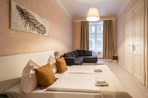 Rose Ruterra Suite — 4-Star Luxury Hotel in Prague, Czech Republic