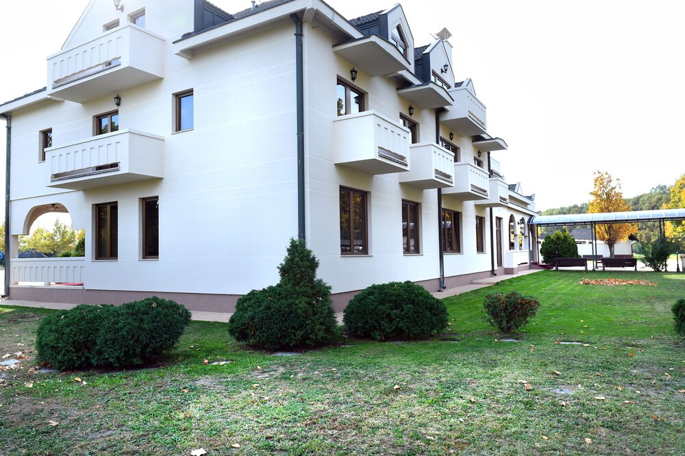 Hotel President Kovilovo Resort in Belgrade, Serbia