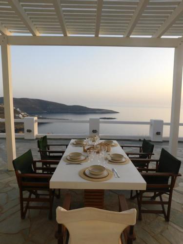 Villa de Estrella — 4-Star Luxury Hotel in Kythnos, Greece