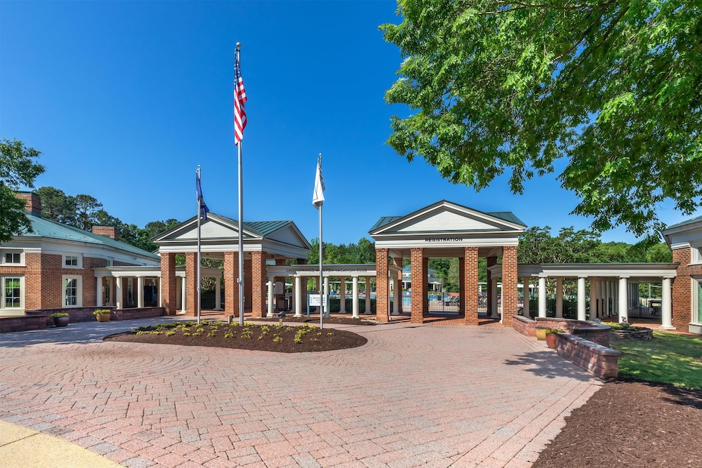 Hilton Vacation Club Greensprings Williamsburg - photo 2