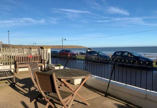 Six Matlock Apartment Gorgeous apartment stunning sea views