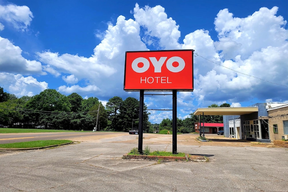 OYO Hotel Holly Springs MS — hotel in Holly Springs