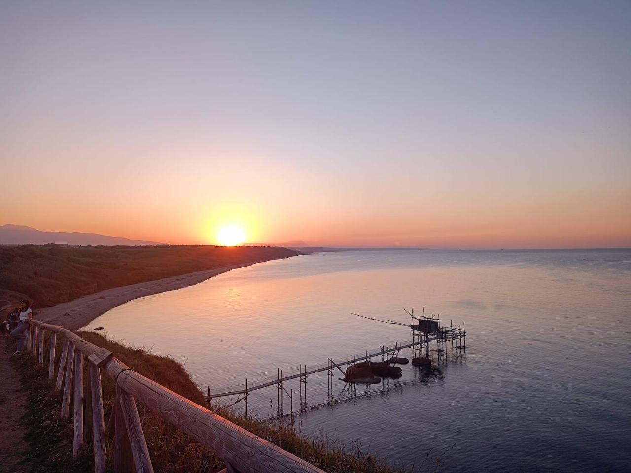Il porto di Iskra in Vasto, Italy