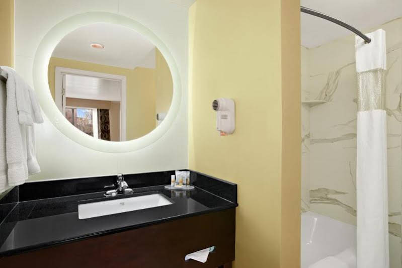 Days Inn Penn State - photo 3