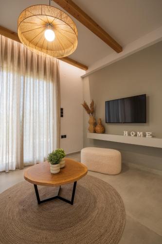Palaia Luxury Suite — 4-Star Luxury Hotel in Volos, Greece