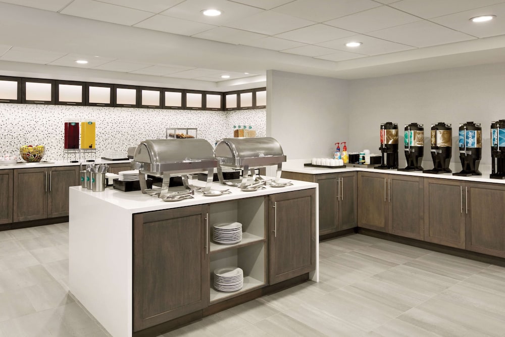 Homewood Suites by Hilton Williamsburg - photo 43