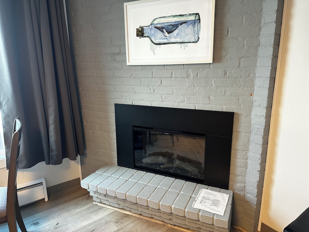 West Beach Suites - photo 27