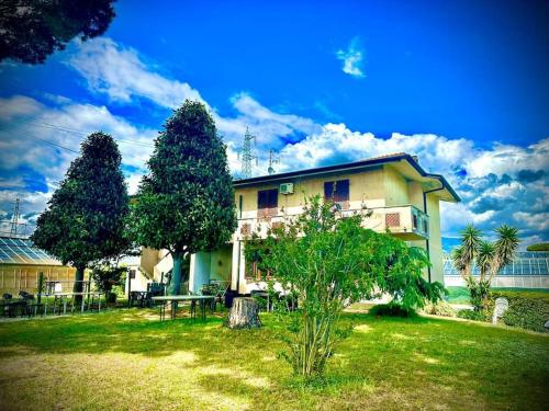 Le 2 Magnolie Viareggio in Viareggio, Italy