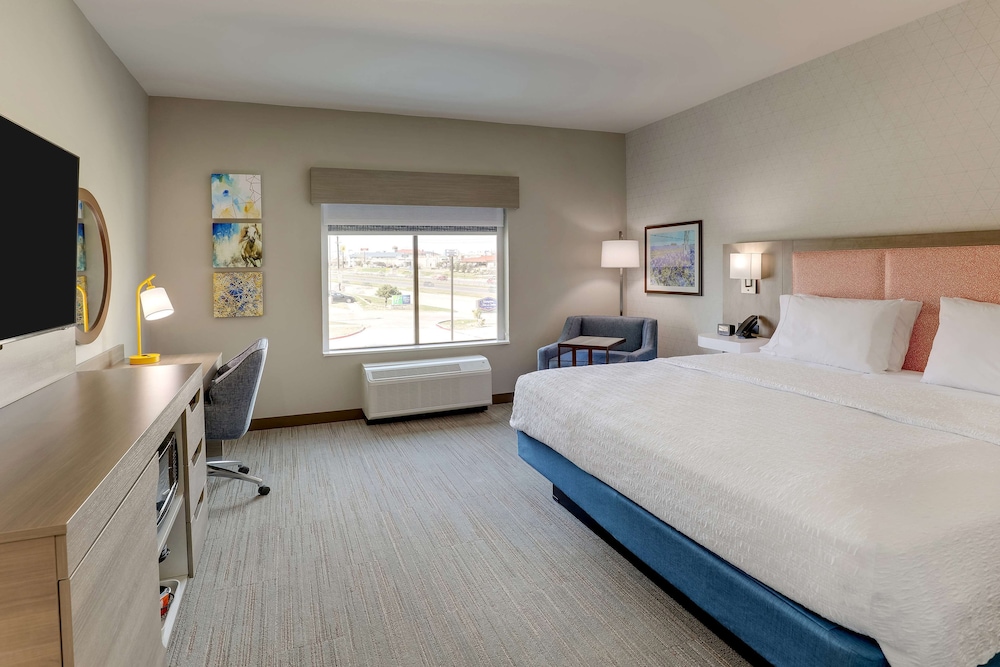 Hampton Inn & Suites Weatherford - photo 45